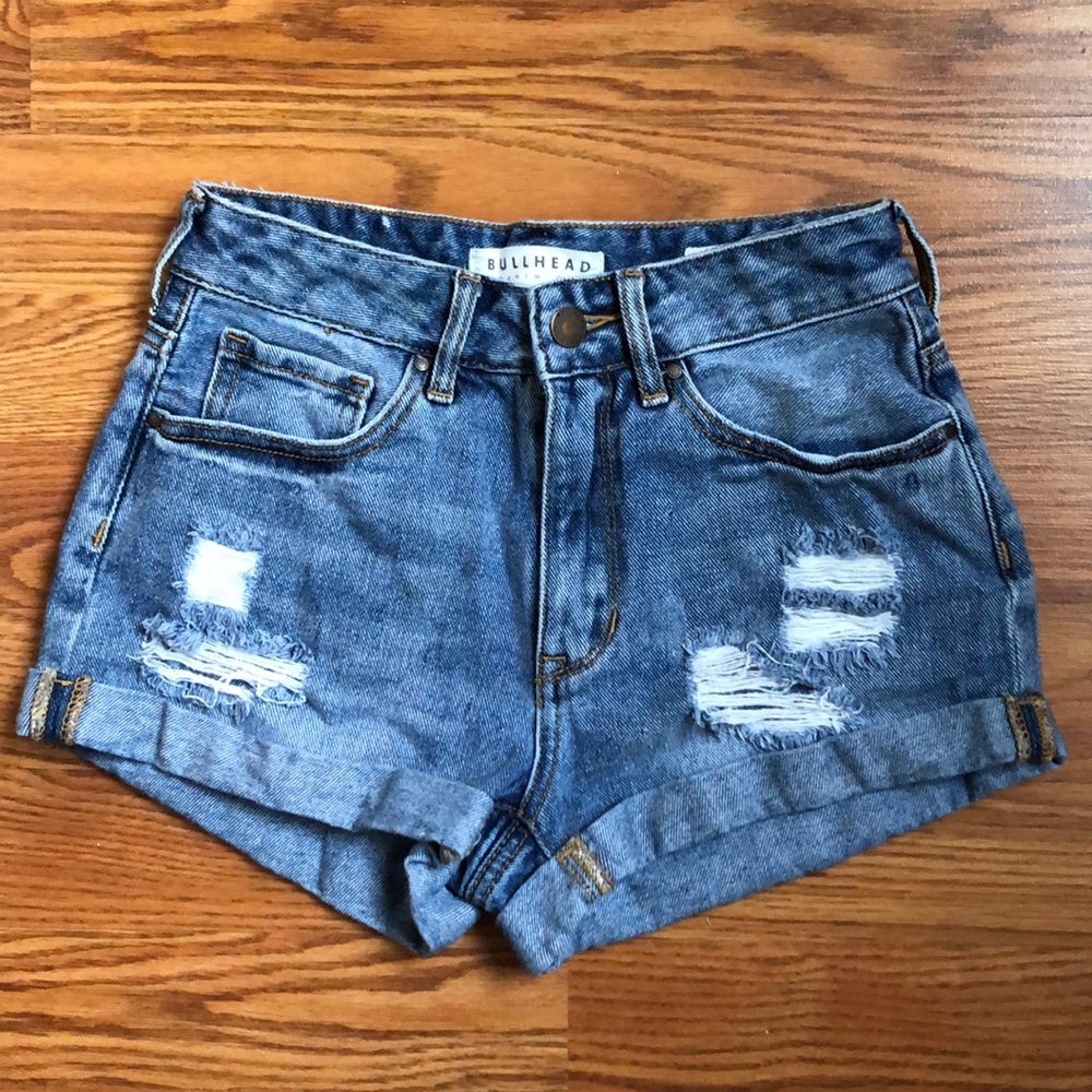 High-Rise distressed denim shorts
